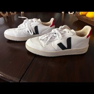 Veja V-10 Sneakers blue and red